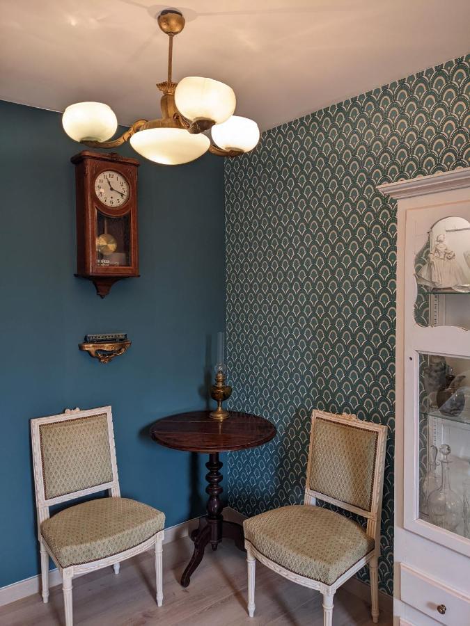 Suite Orient Express Dans L'Auberge Des Trains Mythiques Laniscat Extérieur photo